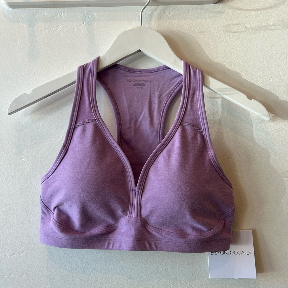 Beyond Yoga Women's Purple Sports Bra